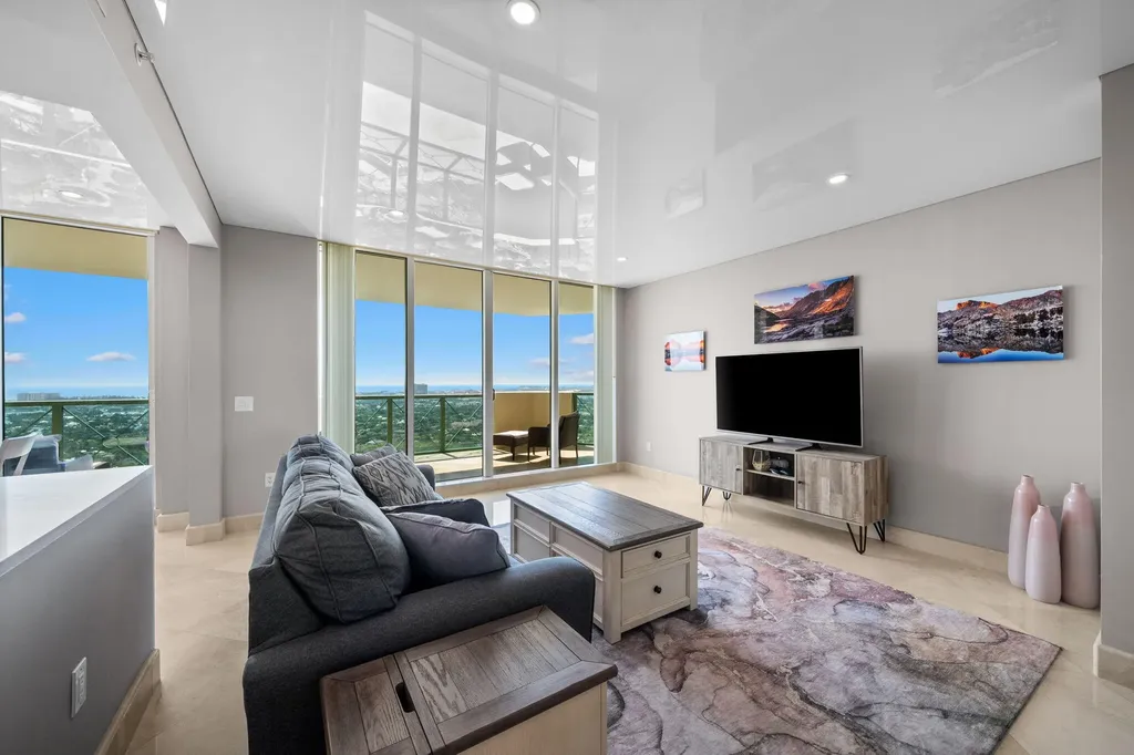 411 N New River Drive Drive E Fort Lauderdale FL 33301