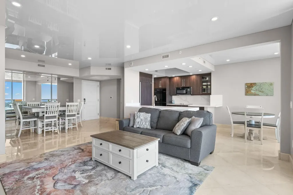 411 N New River Drive Drive E Fort Lauderdale FL 33301