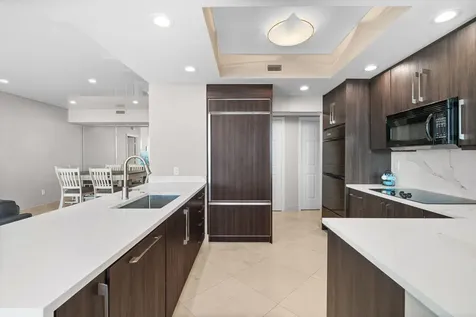 411 N New River Drive Drive E Fort Lauderdale FL 33301