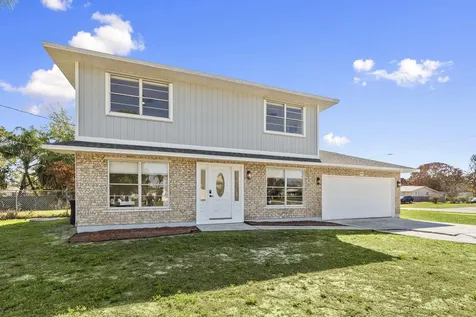 405 NE Midvale Street Port St Lucie FL 34983