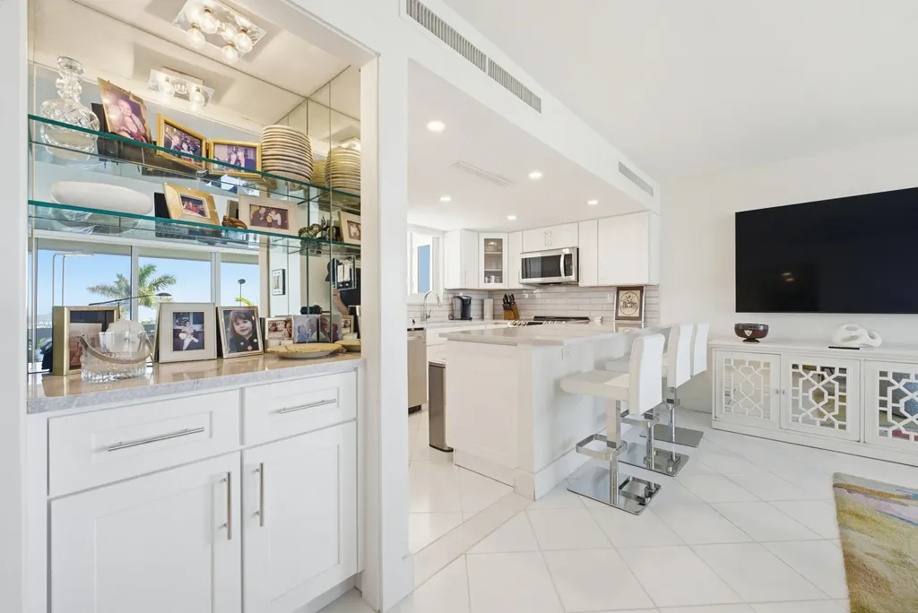 2505 S Ocean Boulevard Palm Beach FL 33480