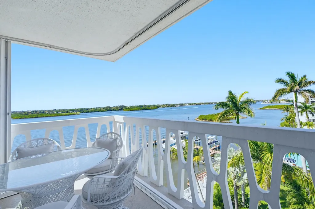 2505 S Ocean Boulevard Palm Beach FL 33480