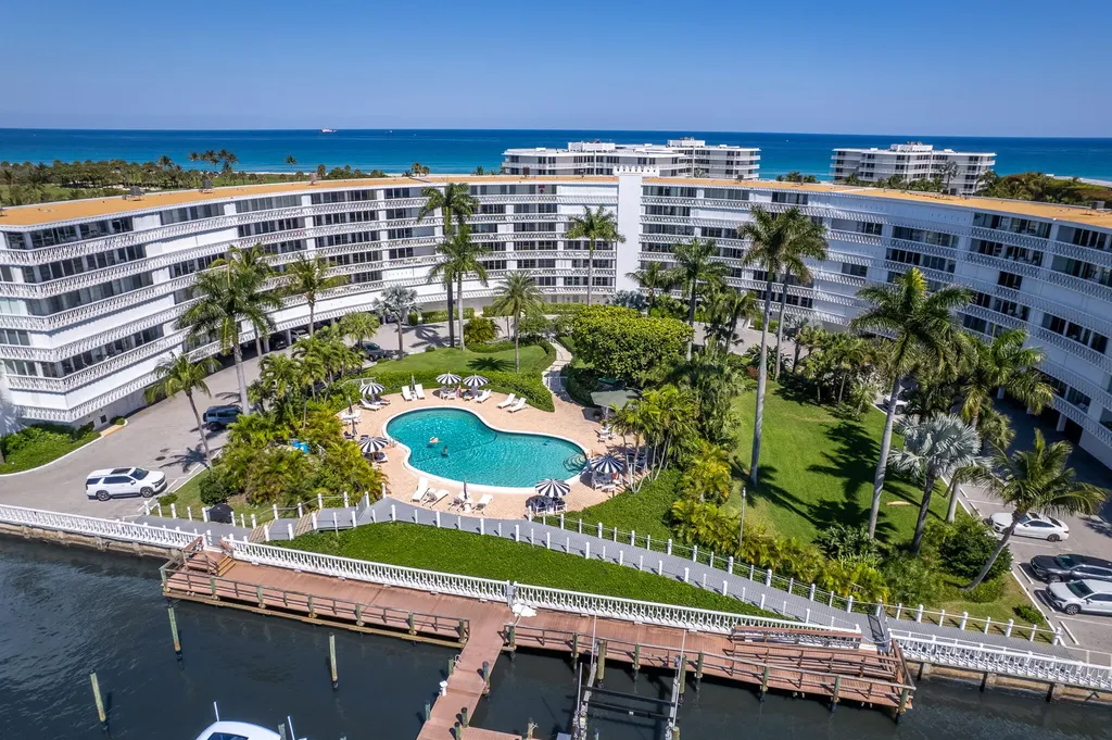 2505 S Ocean Boulevard Palm Beach FL 33480