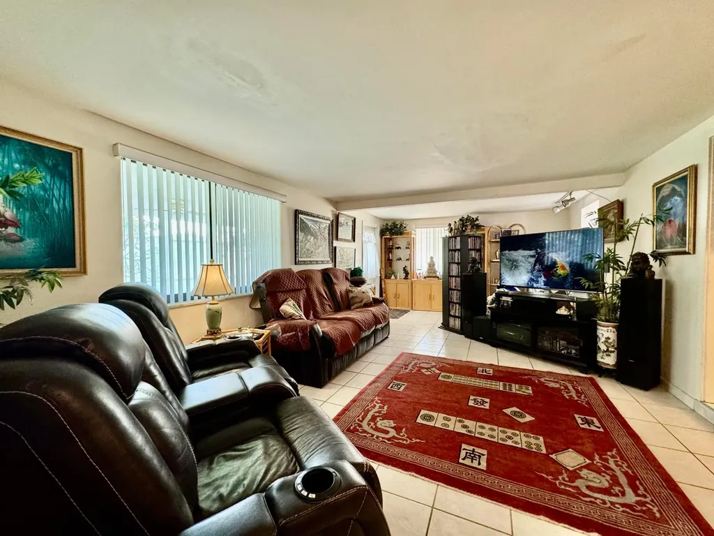 3510 Taft Street Hollywood FL 33021