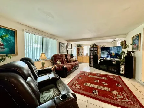 3510 Taft Street Hollywood FL 33021