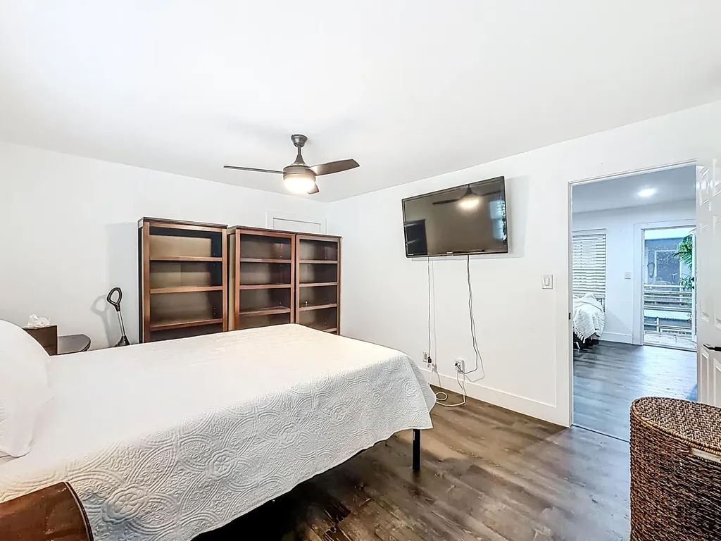 305 SE 11th Avenue Pompano Beach FL 33060