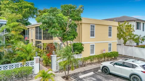 305 SE 11th Avenue Pompano Beach FL 33060