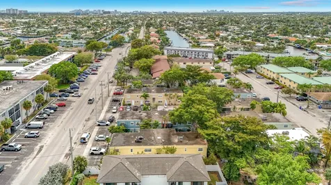 305 SE 11th Avenue Pompano Beach FL 33060