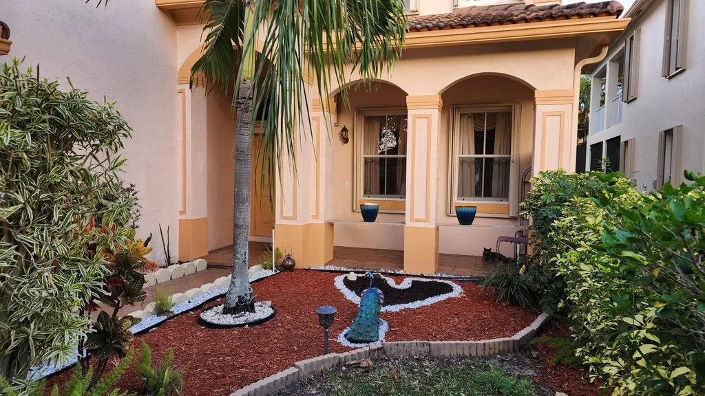 10530 Galleria Street Wellington FL 33414