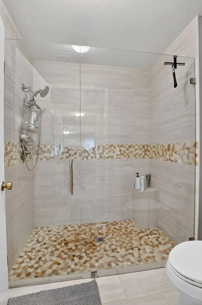 8081 Springtree Road Boca Raton FL 33496