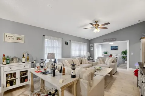 8081 Springtree Road Boca Raton FL 33496