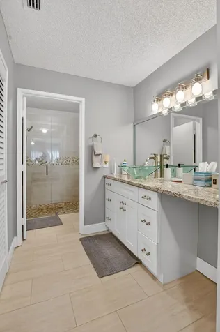 8081 Springtree Road Boca Raton FL 33496