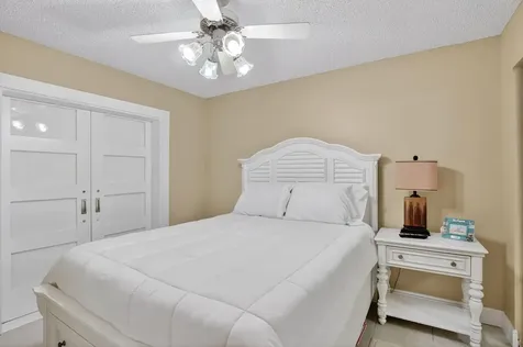 8081 Springtree Road Boca Raton FL 33496
