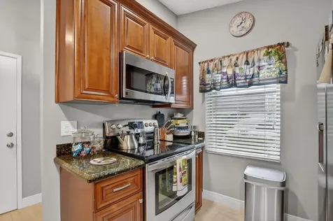 8081 Springtree Road Boca Raton FL 33496