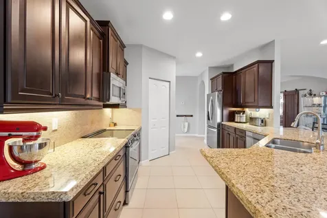 445 NW Sunflower Place Jensen Beach FL 34957