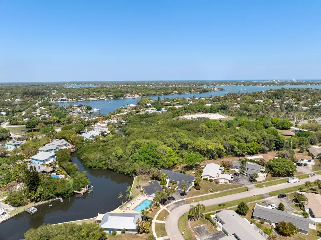 110 N Delaware Boulevard Jupiter FL 33458