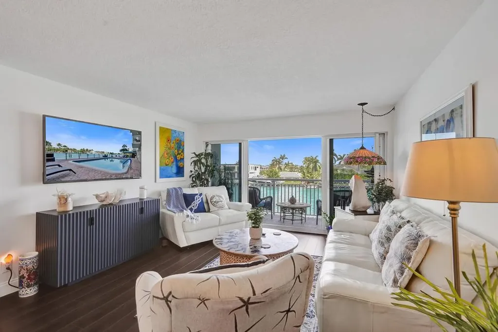 2611 N Riverside Drive Pompano Beach FL 33062