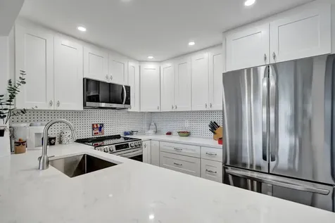 2611 N Riverside Drive Pompano Beach FL 33062