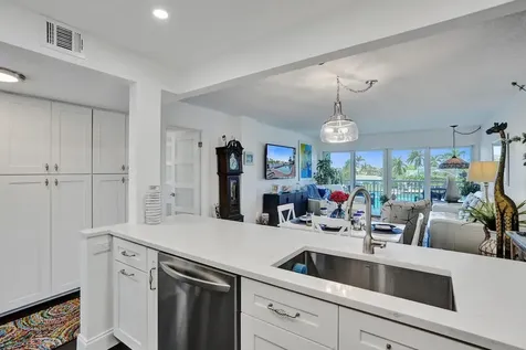 2611 N Riverside Drive Pompano Beach FL 33062