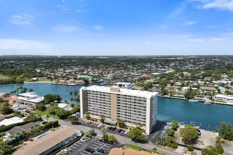2611 N Riverside Drive Pompano Beach FL 33062