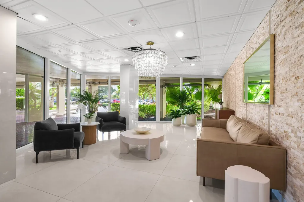 3200 NE 36th Street Fort Lauderdale FL 33308
