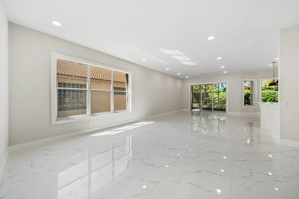 11431 Lanai Lane E Boynton Beach FL 33437