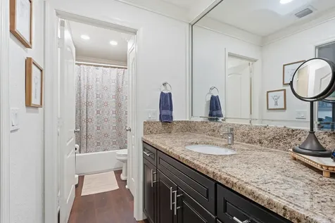 3221 Johns Place Palm Springs FL 33461