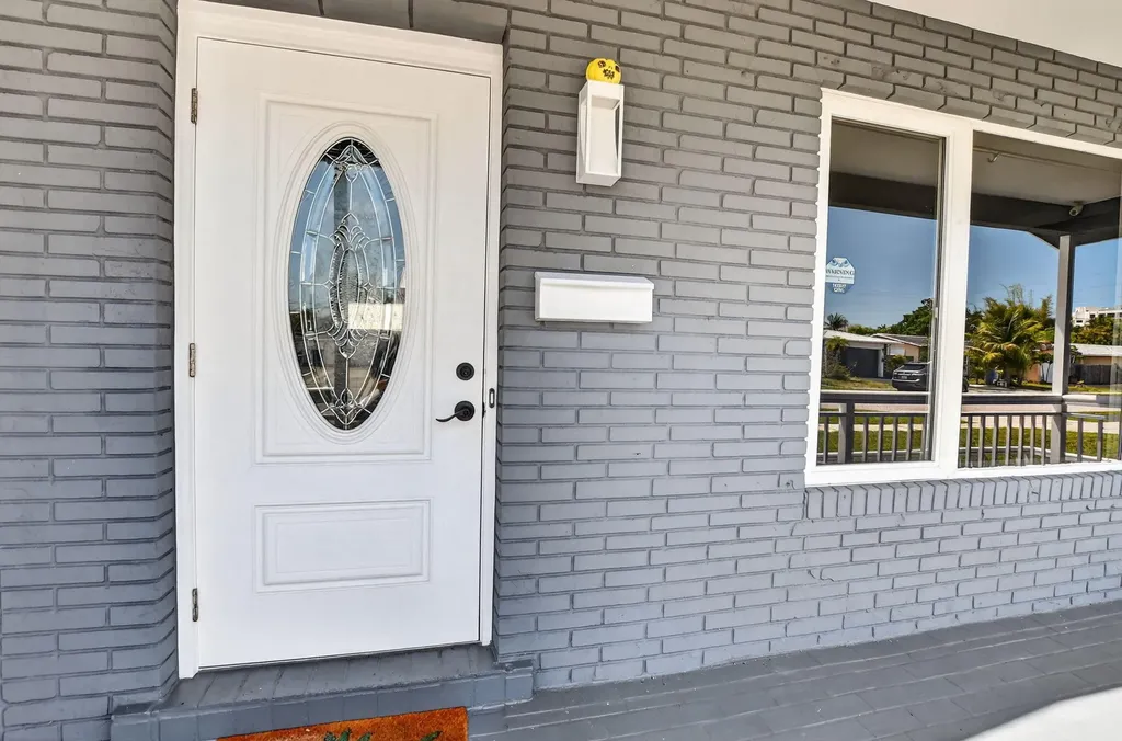 257 SW 5th Street Boca Raton FL 33432