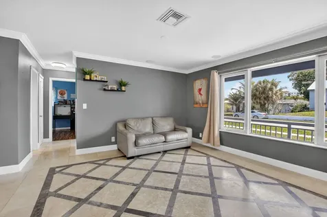 257 SW 5th Street Boca Raton FL 33432