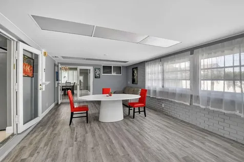257 SW 5th Street Boca Raton FL 33432