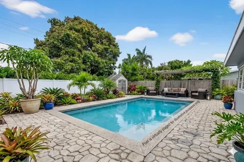257 SW 5th Street Boca Raton FL 33432