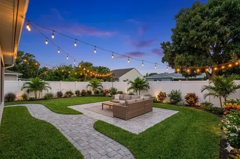 257 SW 5th Street Boca Raton FL 33432