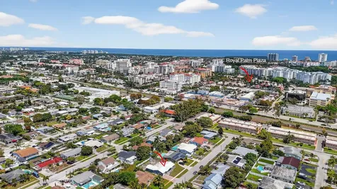 257 SW 5th Street Boca Raton FL 33432