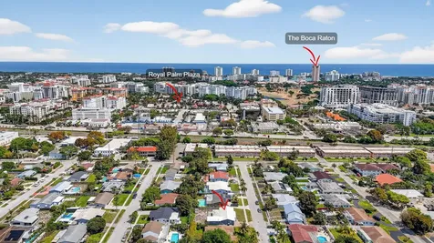 257 SW 5th Street Boca Raton FL 33432