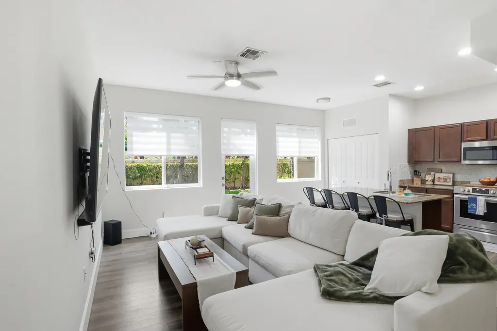 21482 NW 14th Court Miami Gardens FL 33169
