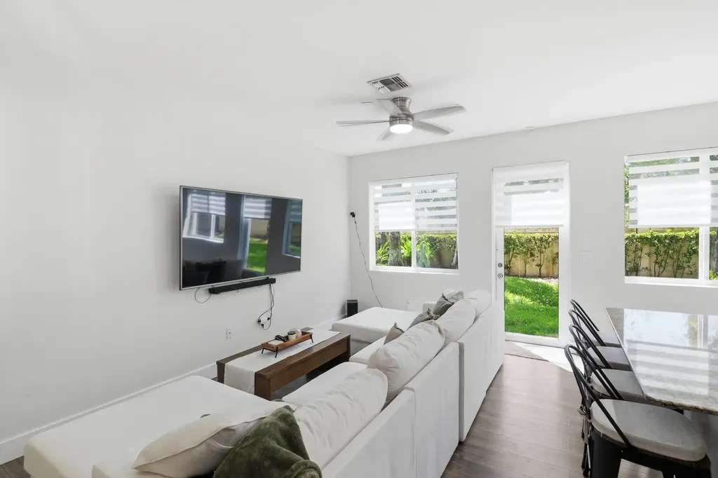 21482 NW 14th Court Miami Gardens FL 33169