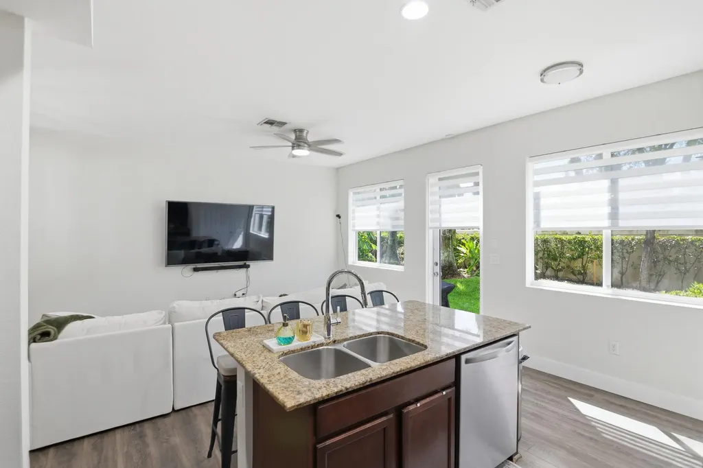 21482 NW 14th Court Miami Gardens FL 33169