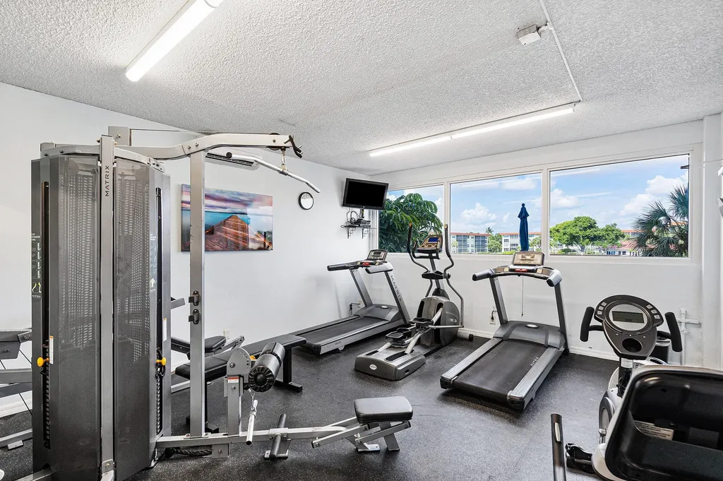1150 Hillsboro Mile Hillsboro Beach FL 33062
