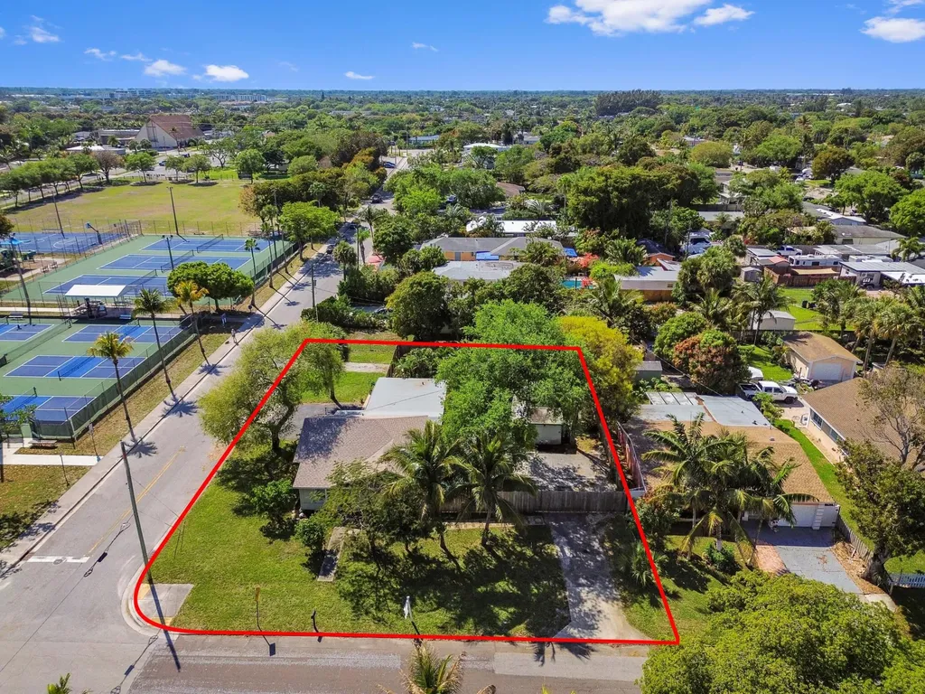 1501 N D Street Lake Worth Beach FL 33460