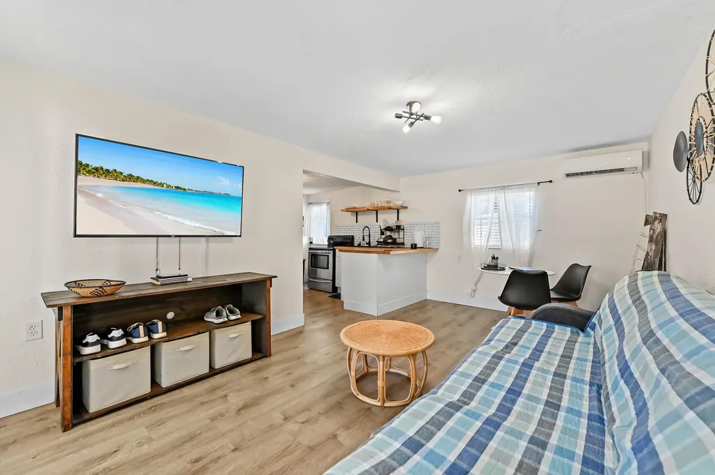 1501 N D Street Lake Worth Beach FL 33460