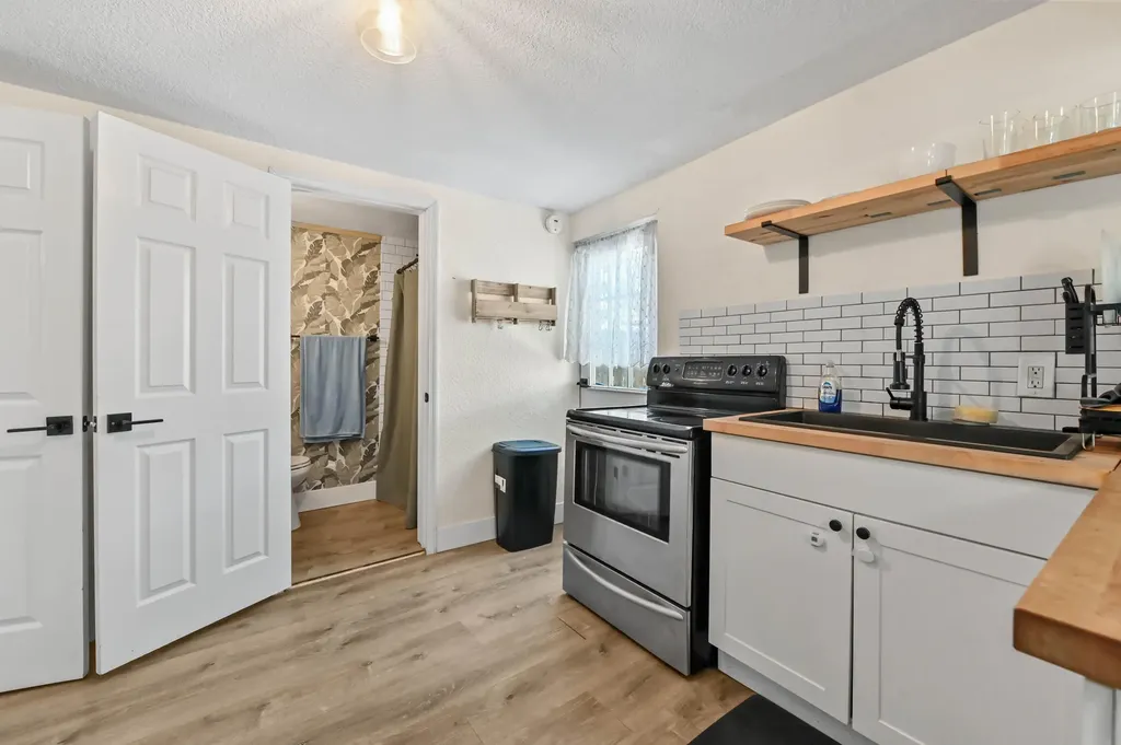 1501 N D Street Lake Worth Beach FL 33460