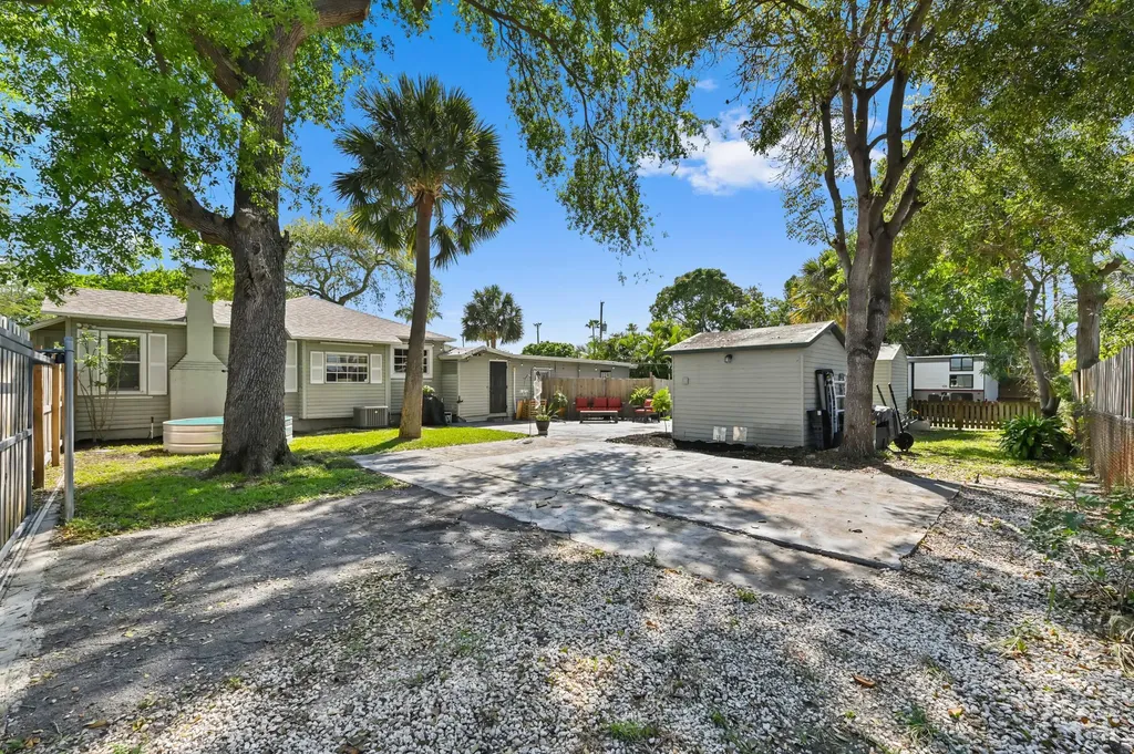 1501 N D Street Lake Worth Beach FL 33460