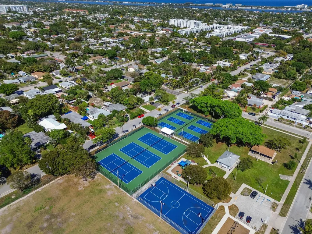 1501 N D Street Lake Worth Beach FL 33460