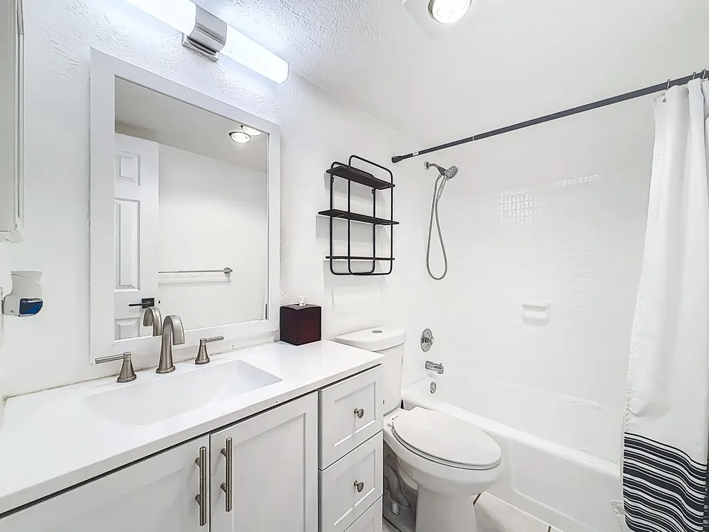 305 SE 11th Avenue Pompano Beach FL 33060