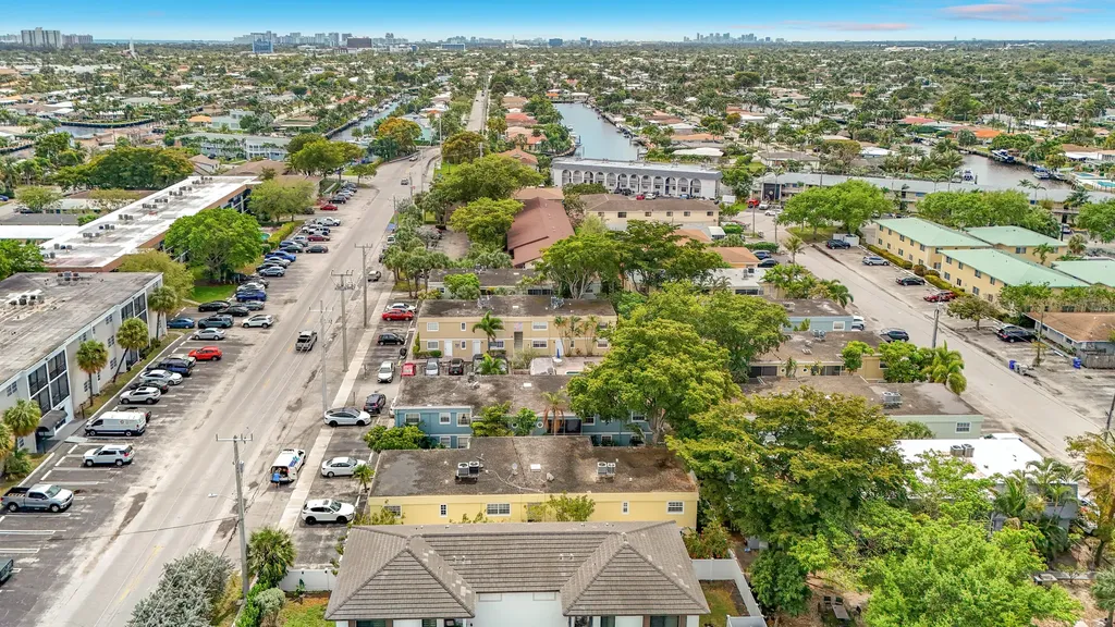 305 SE 11th Avenue Pompano Beach FL 33060