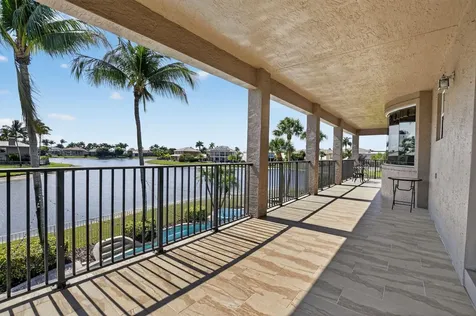 19139 2 River Lane Boca Raton FL 33498