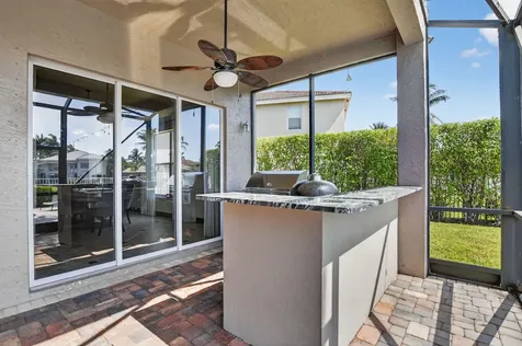 19139 2 River Lane Boca Raton FL 33498