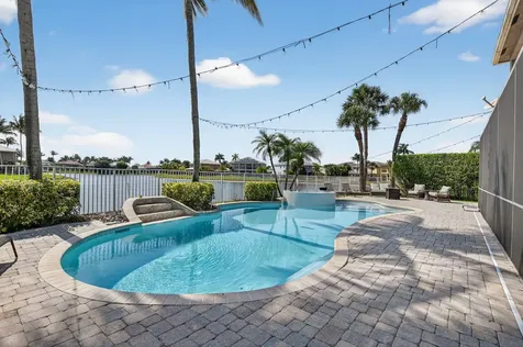 19139 2 River Lane Boca Raton FL 33498
