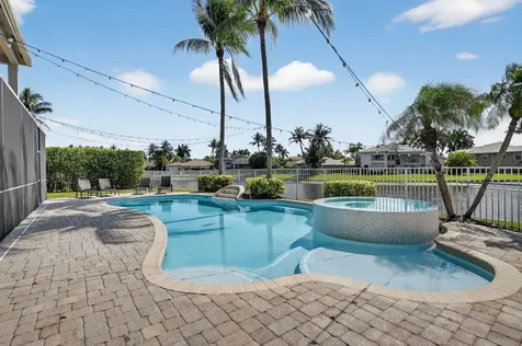 19139 2 River Lane Boca Raton FL 33498
