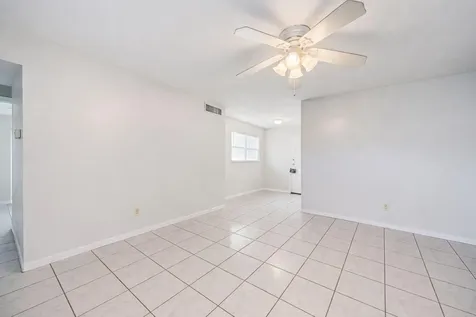 5042 Eadie Place West Palm Beach FL 33407